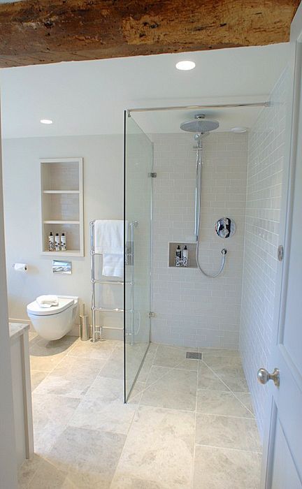 Минималистический дизайн ванной комнаты